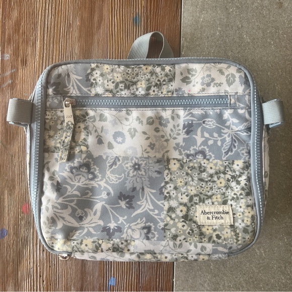 ABERCROMBIE & FITCH Set of Backpack and Lunchbox - Picture 11 of 13